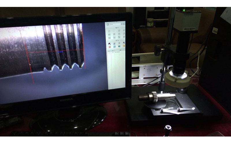 深模塑胶模具有限中国二次元的精准度测试